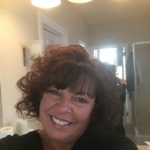 Meet your Posher, Cheryl